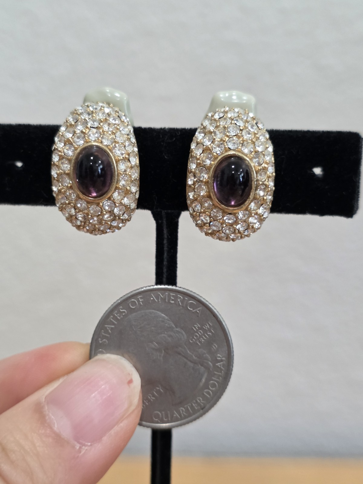 Vintage 80s CINER Rhinestone Gripoix Glass Canochon Earrings