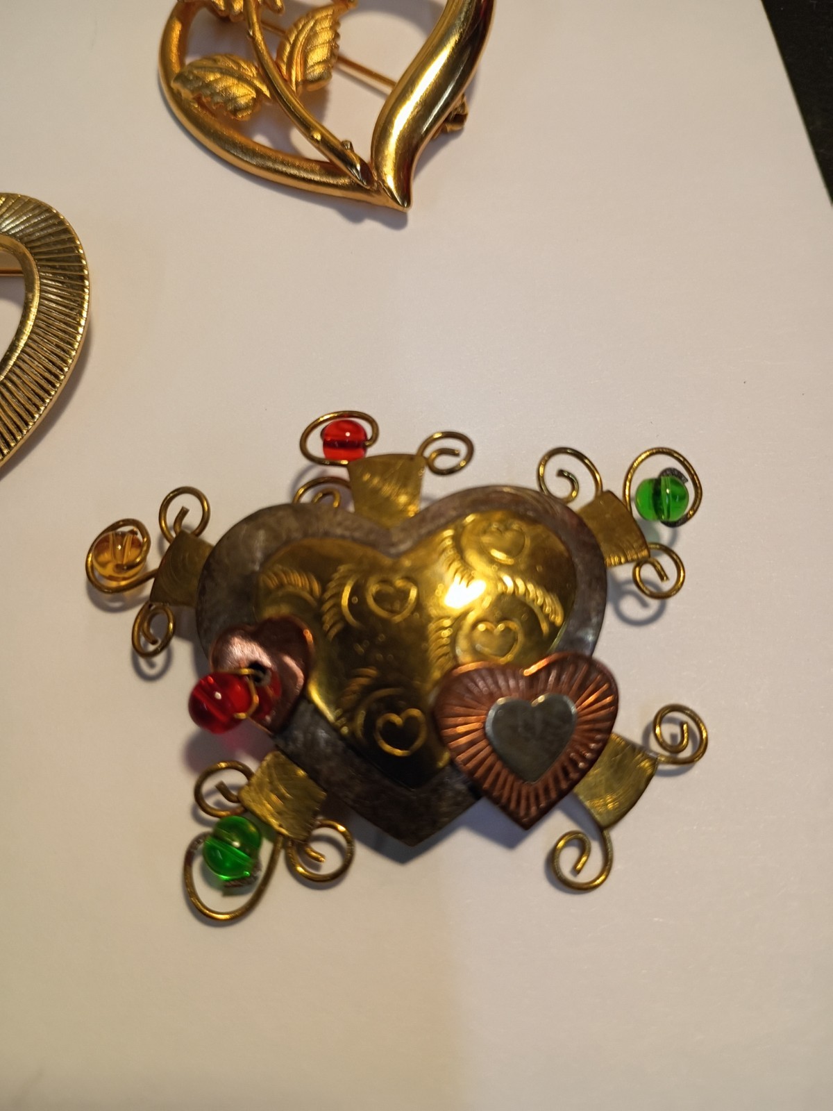 Women’s Heart Brooches ! Mixed Lot (13pc) Enamel Rhinestone Gold/Silver
