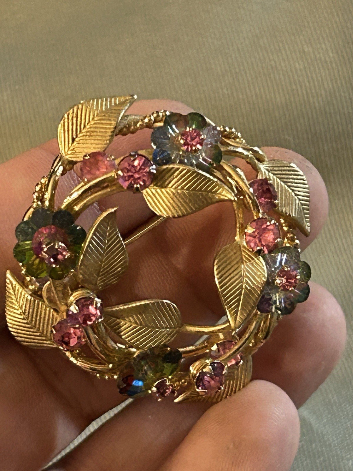 Vintage Garden Party Brooch Pink Crystals Gold Tone Leaves