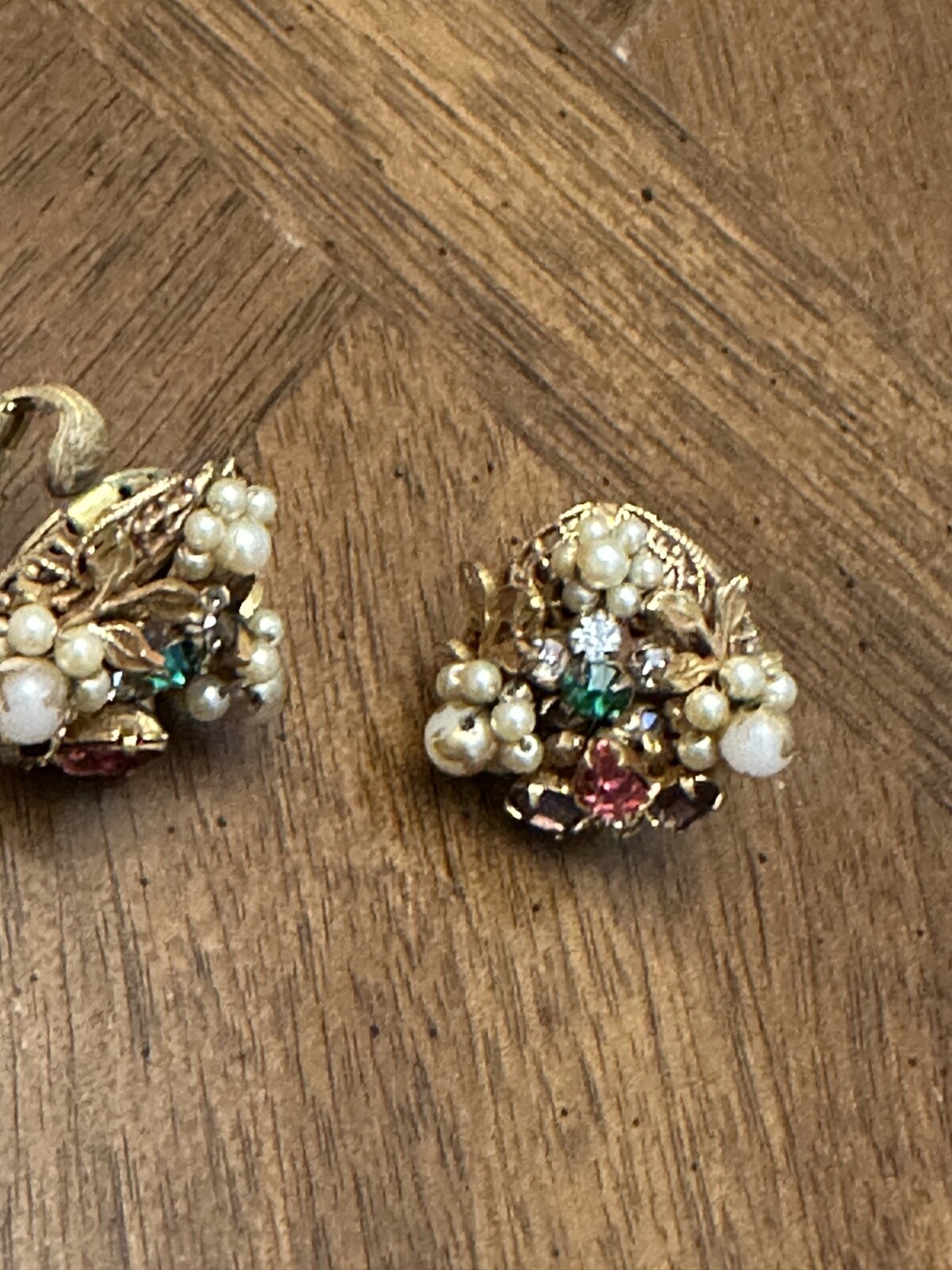 Vintage Original By Robert Faux Pearl & Rhinestone Cluster Stud Earrings Nice!