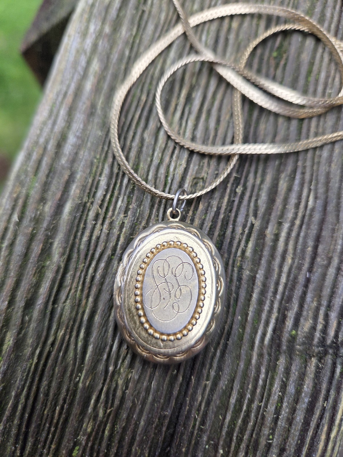 Vintage Ornate Locket Necklace Pendant Engraved Gold Tone Herringbone Chain