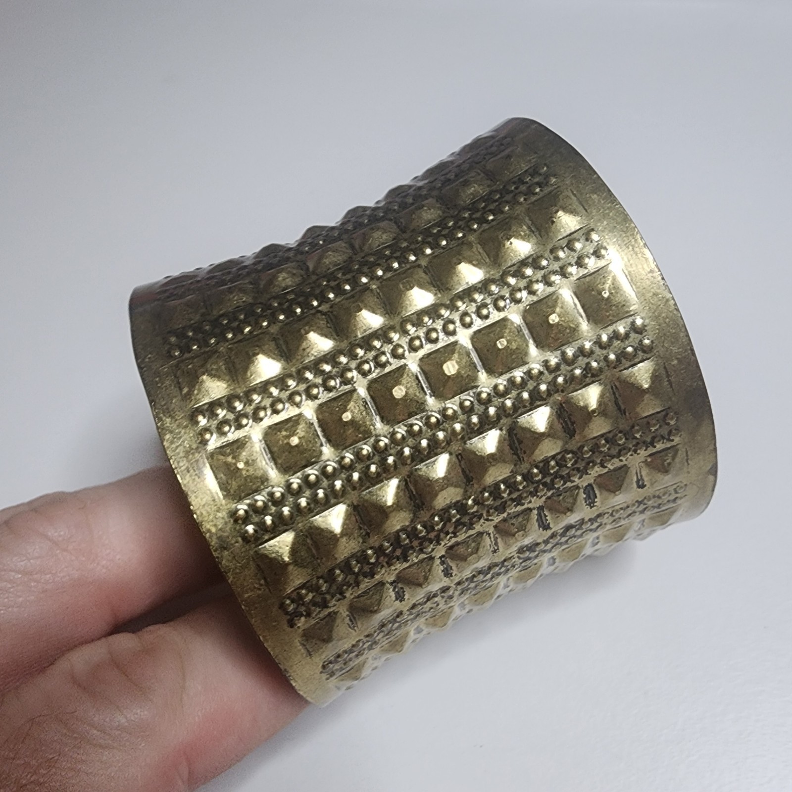 Vintage Wrist Cuff Arm Bracelet Golden Tone Metal Gypsy Egyptian Gladiator Cool
