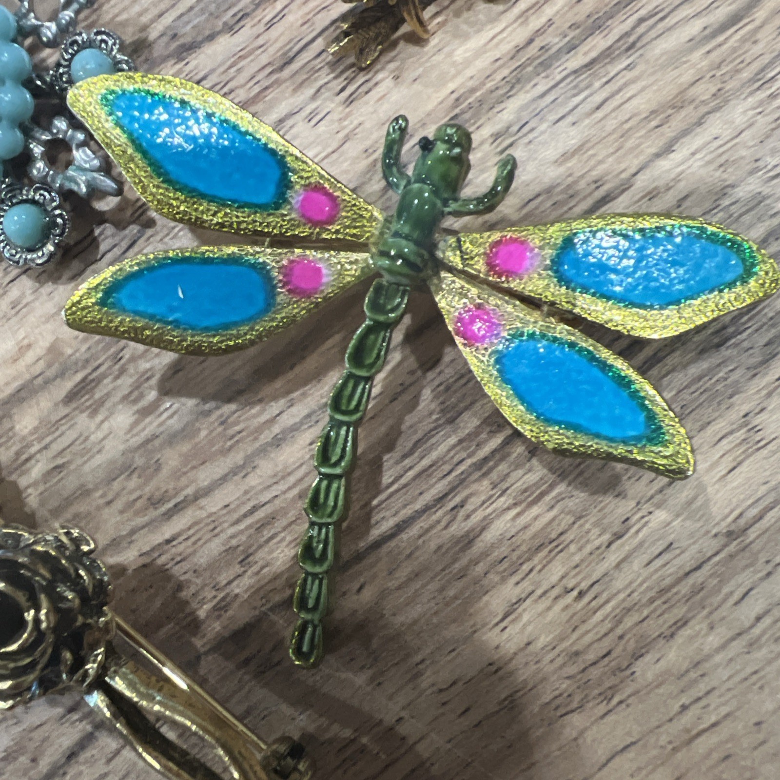 Set Of 12 Brooches Different Styles