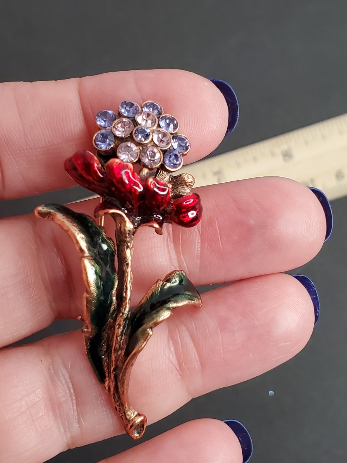 VINTAGE CRYSTAL RHINESTONE FLOWER BROOCH MULTICOLOR PURPLE PINK RED GREEN GOLD