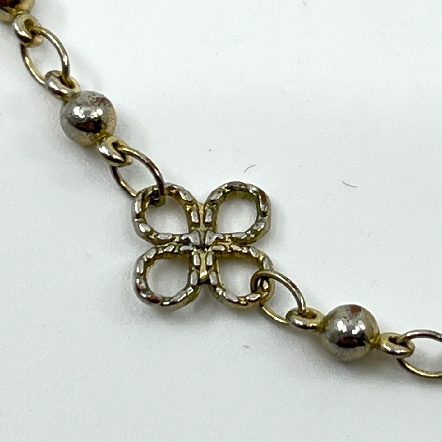 Vintage Gold Tone Quatrefoil Station Necklace Delicate Beaded Chain Classic