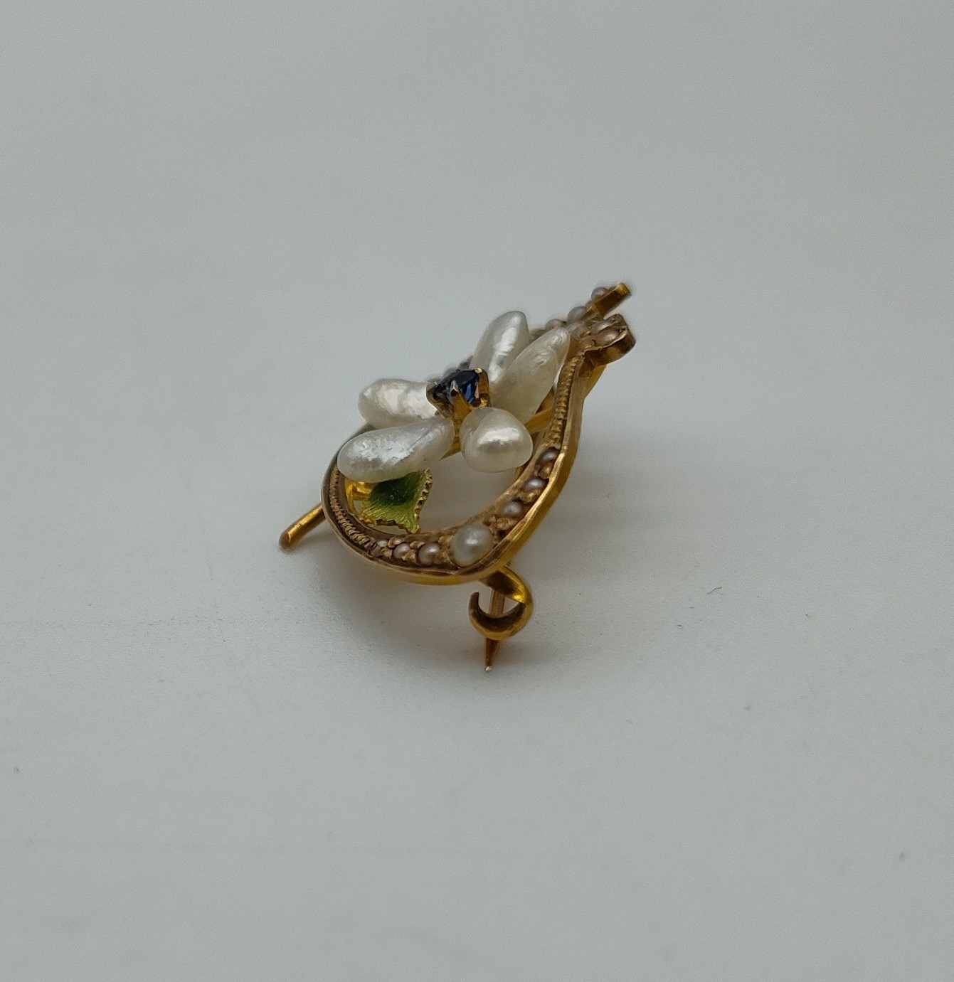 Antique Flower Pearl Blue Stone 10K Yellow Gold Green Enamel Brooch Pin Lapel