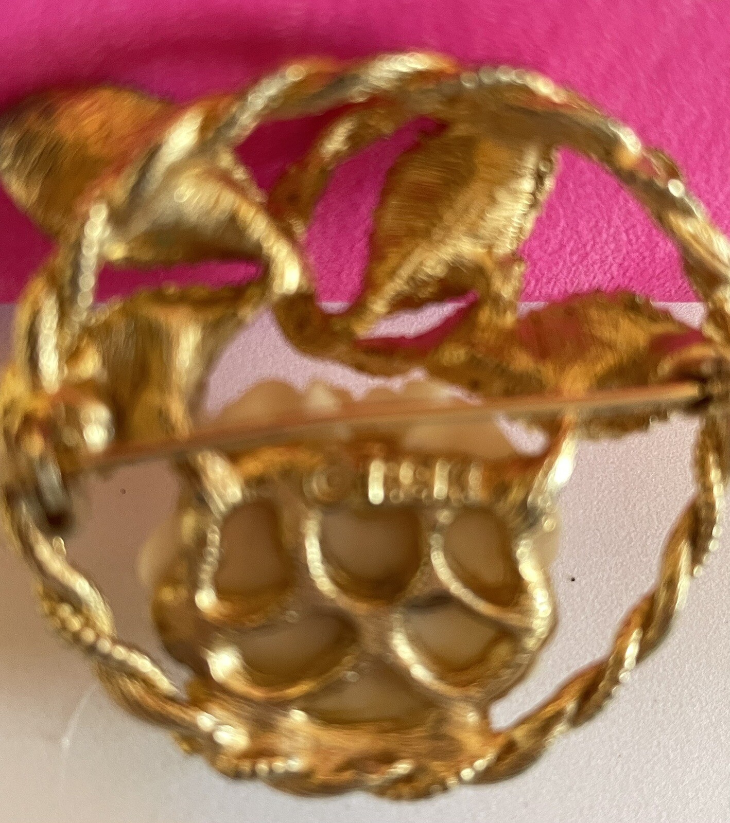 Vtg. 3 Pc BSK Carved Roses SET — 12K G.F. 16″ Chain Necklace, Earrings, Brooch