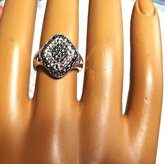 Vintage 925 Sterling Silver Black & White Design Marcasite Ring 6.5 Signed CW
