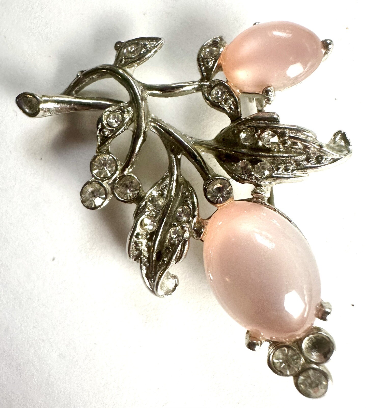 VTG Petal Pink Moonglow Rhinestone Thermoset Flower Brooch -possible early Coro