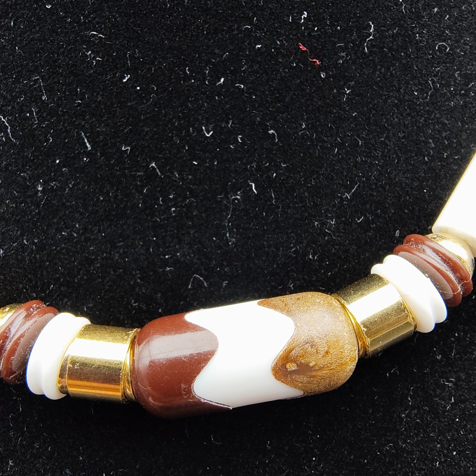 Vintage Boho Ethnic Beaded Statement Necklace White Brown Gold Tone Plastic 70s