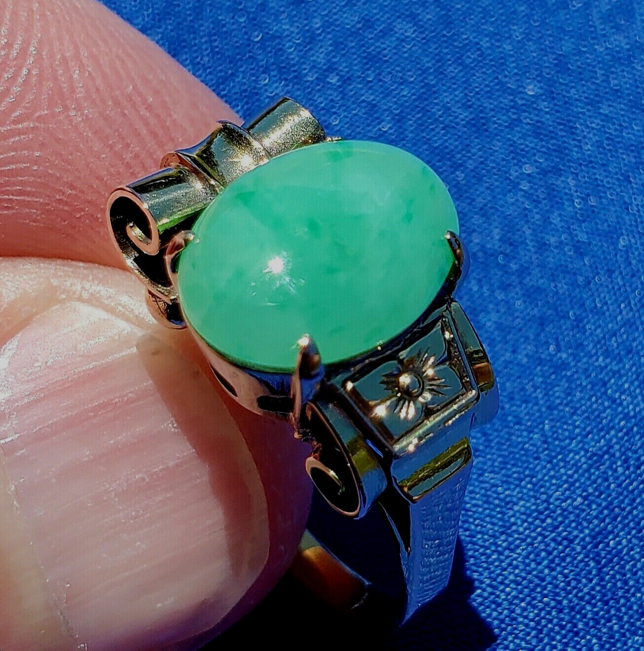 Original EARTH MINED Green Jadeite Jade Antique Engagement Ring SOLID 14K GOLD 8
