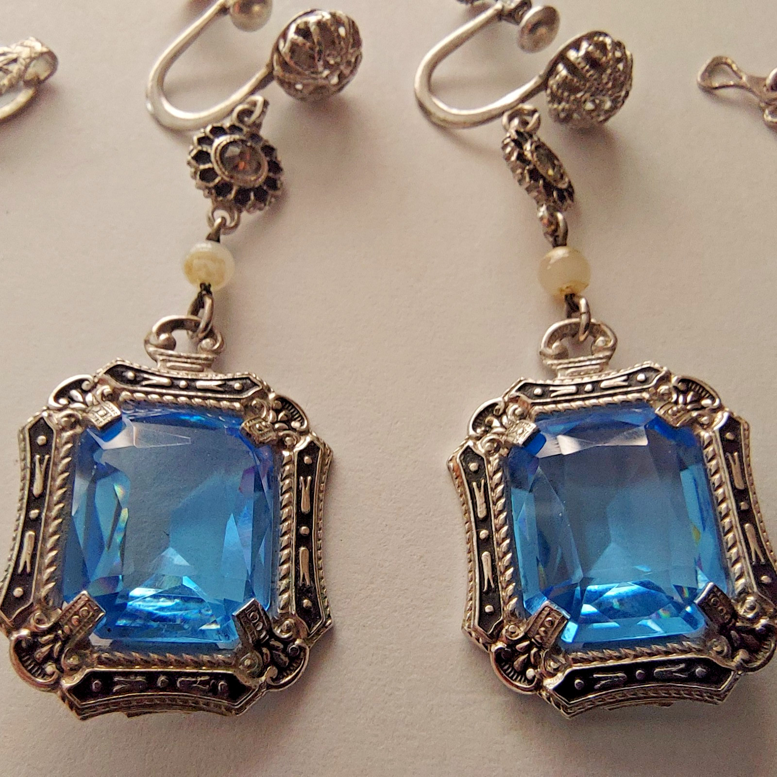Antique Art Deco Blue Faceted Glass Ornate Filigree Bracelet & Earrings Set