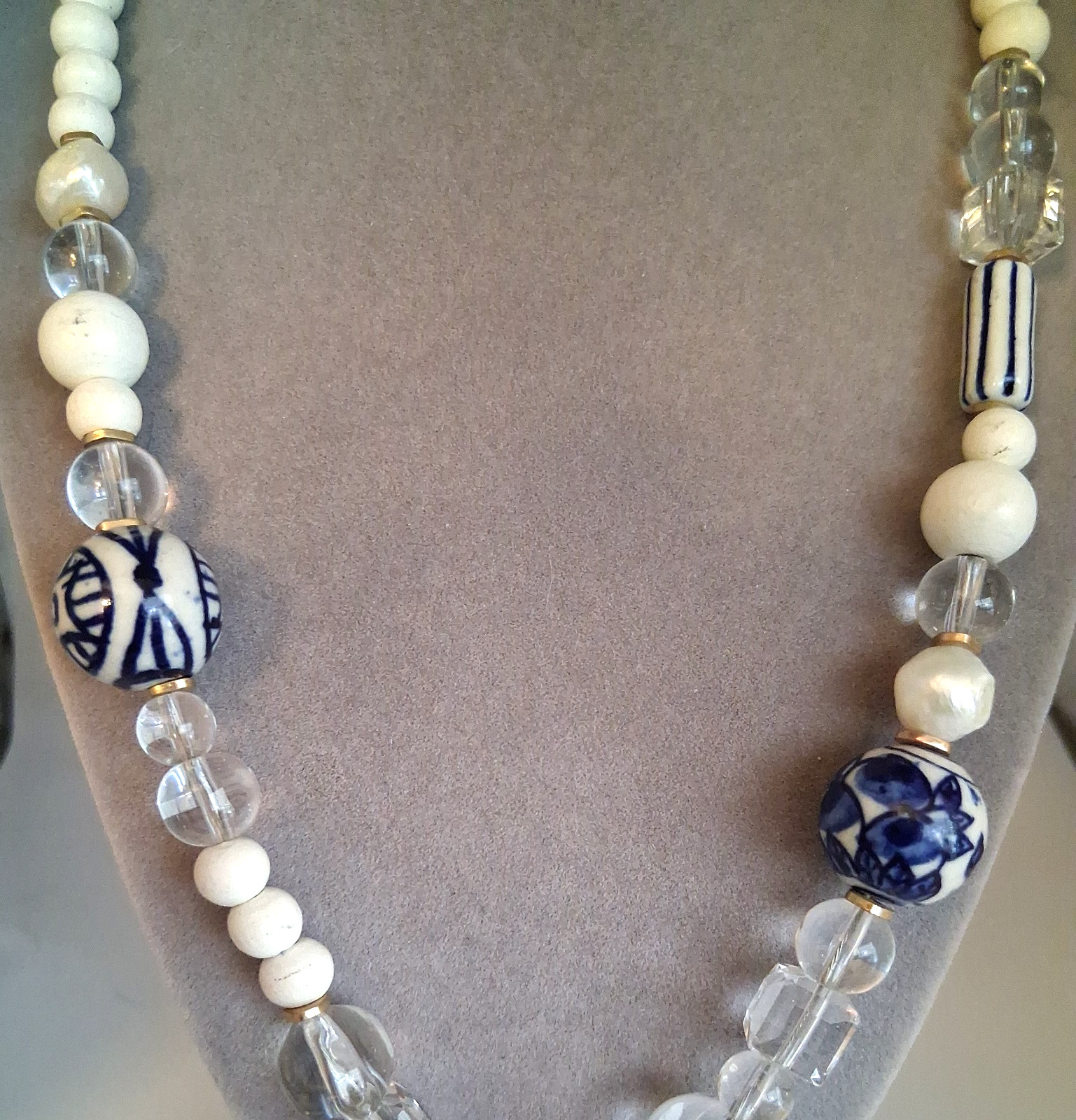 Vintage Goldtone Blue White Ceramic White Wood Clear Lucite Beaded Necklace 31″