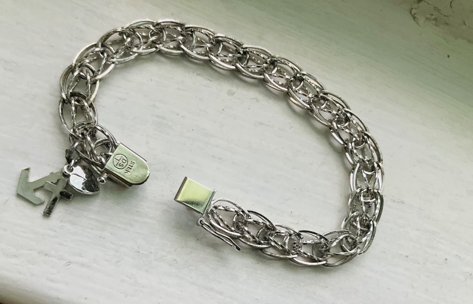 Vintage DYNASTY USA SILVER Starter CHARM BRACELET Estate 7 1/4” Wearable