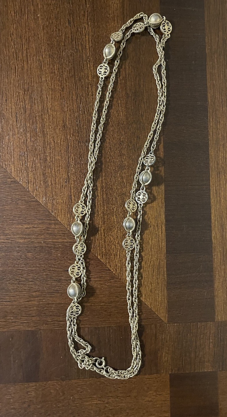 Vintage MCM Pendant Necklaces Fashion Jewelry Lot Of 7 Gold /Silver Tone Copper