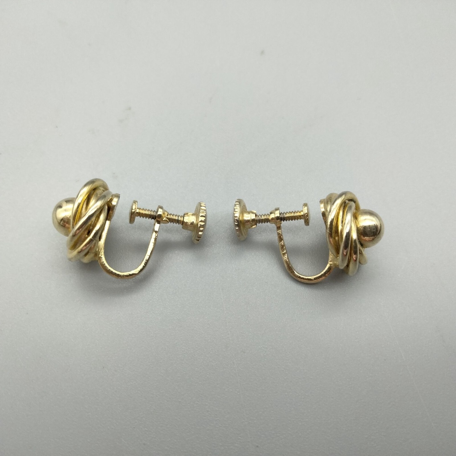 Love Knot Swirl Gold Tone Screw Back Earrings Star Signed Vintage Estate Dainty