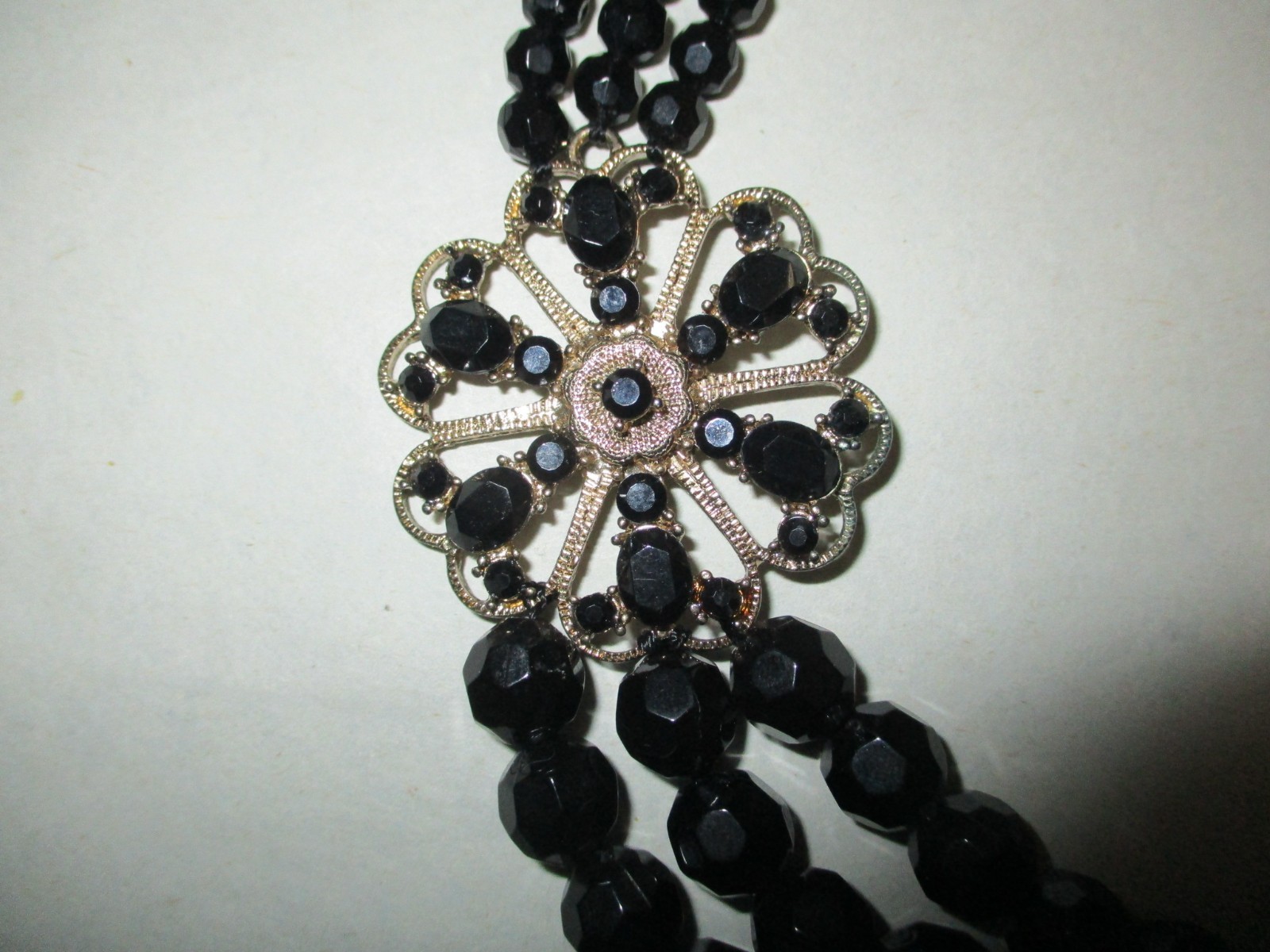 VINTAGE 1960s VICTORIAN REVIVAL BLACK MOURNING NECKLACE, FLOWER W/ HEART PETALS