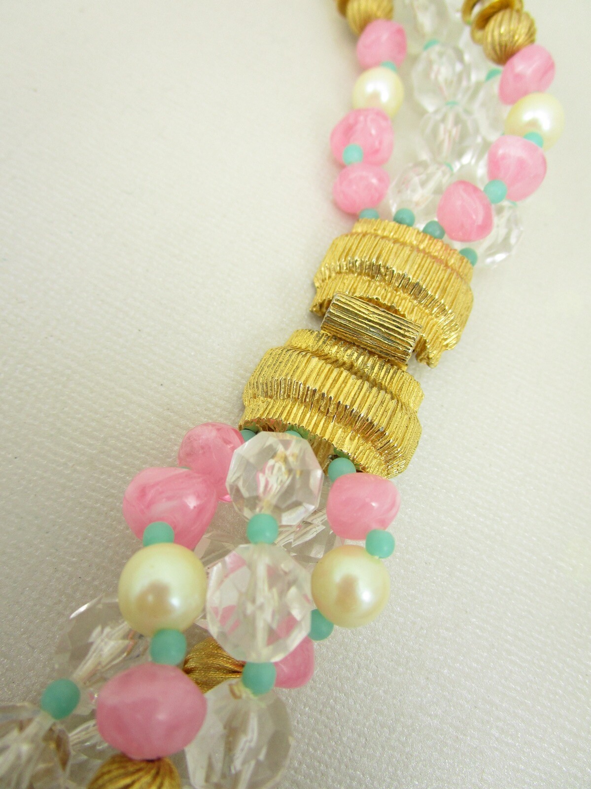 BEAUTIFUL GAY BOYER PASTEL GLASS BEAD 4 STRAND TORSADE CHOKER NECKLACE