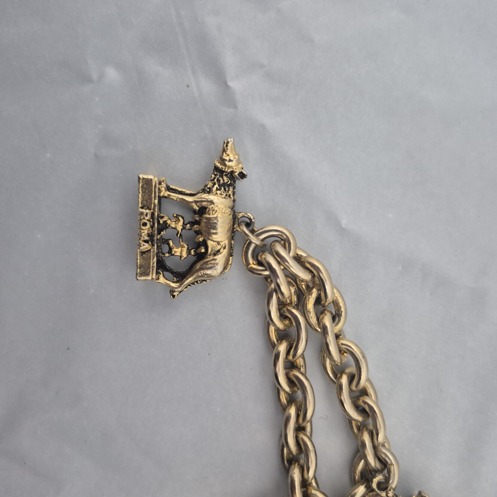 Vintage Brassy Gold Tone Charm Bracelet with 4 Charms Government Buildings