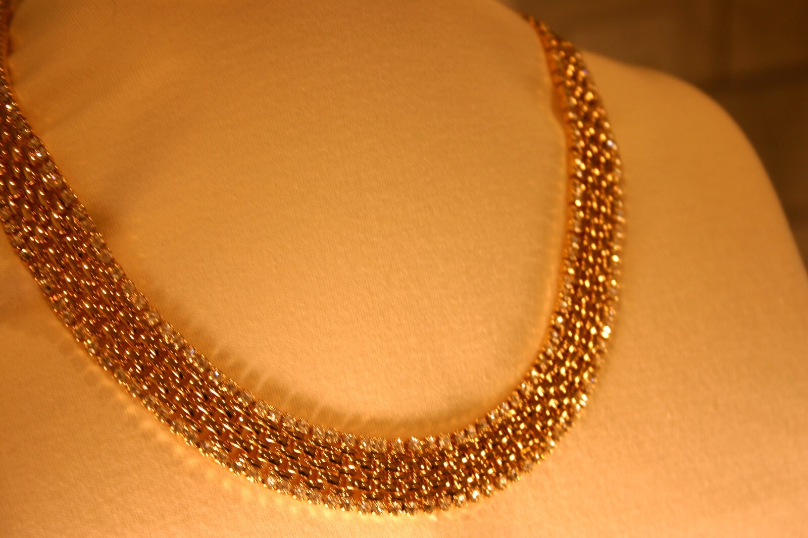 Vintage Kenneth J. Lane Bright Gold Tone Collar Necklace Rhinestones 90’s