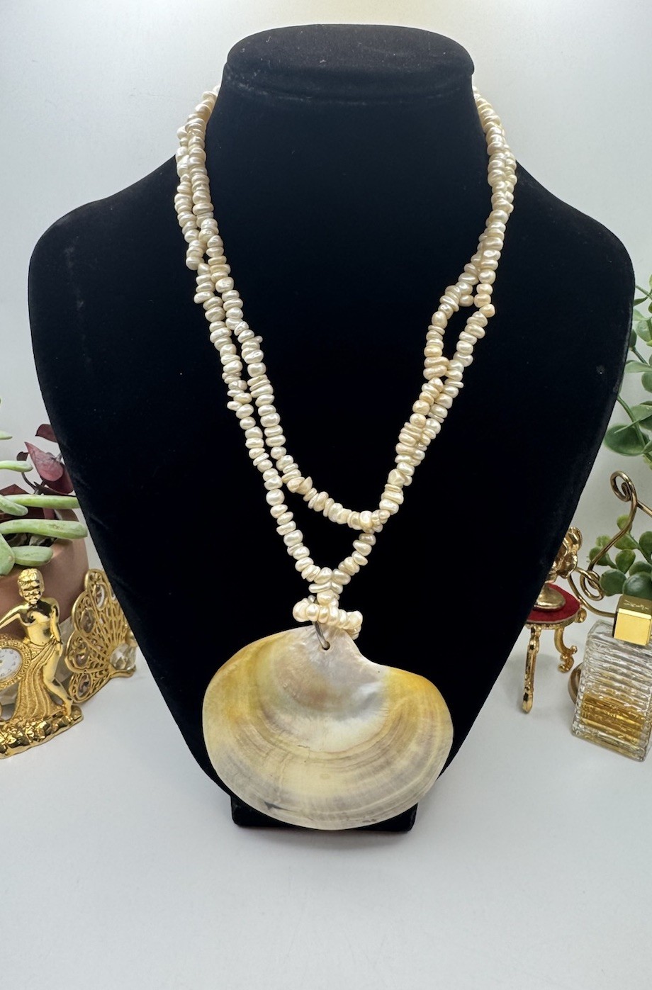 Chunky And Long Necklace Freshwater Pearl And Mother of Pearl Shell Pendant