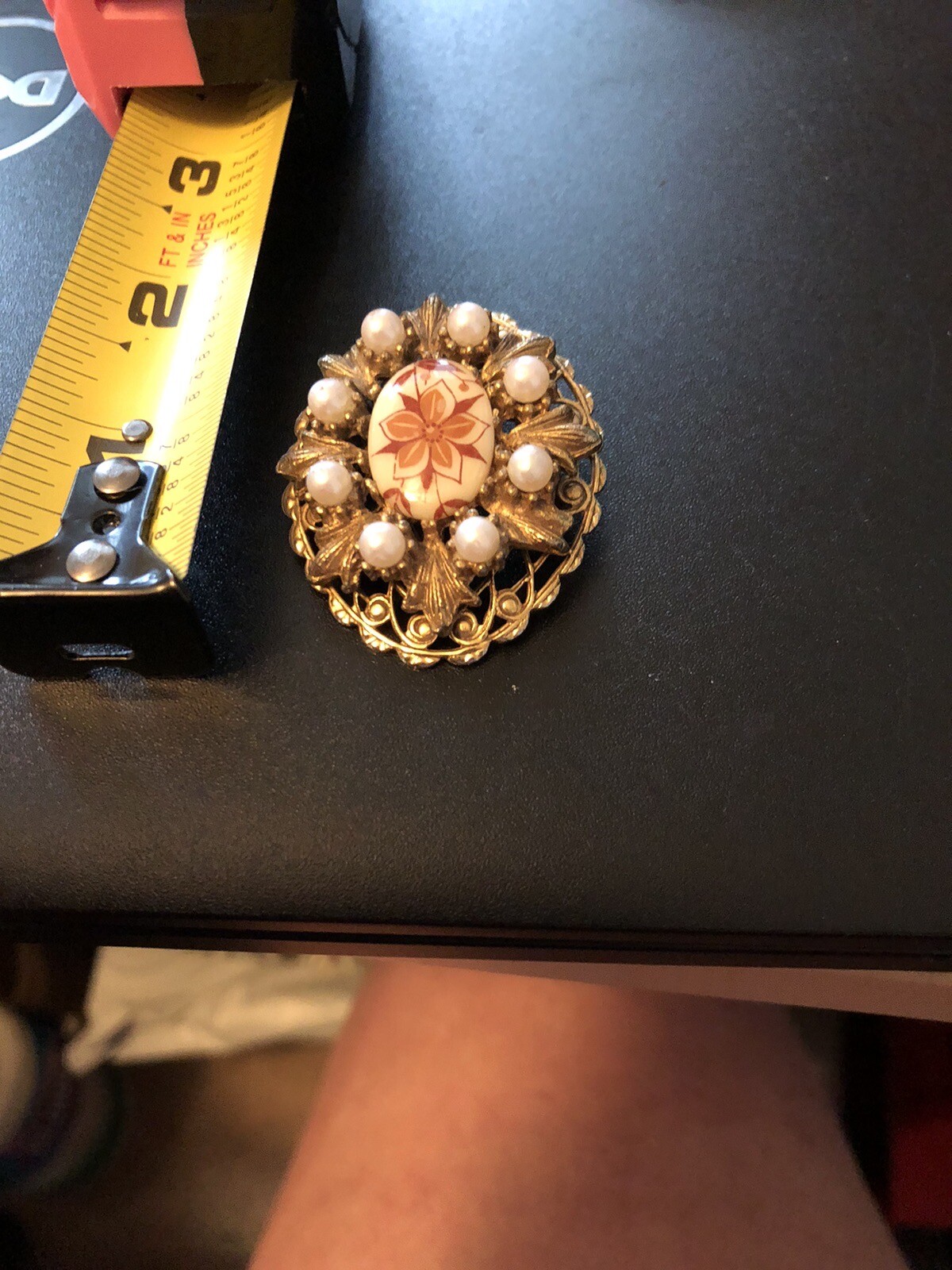Statement Vtg Faux Pearl gold tone pin brooch- Outfit Enhancer-