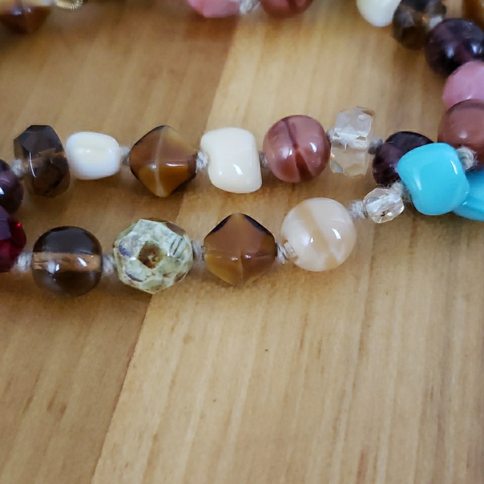 VTG Multi Polished Gemstone Necklace 16.5″ Knotted Faceted Glass Agate
