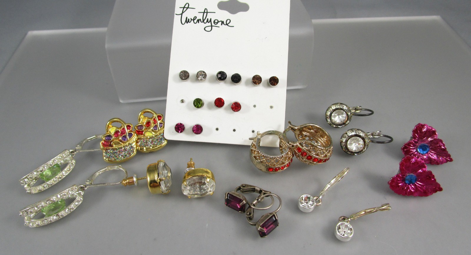 Vtg Mod Retro Multi Color & Styles LOT 13 Post Pierced Earrings 175L