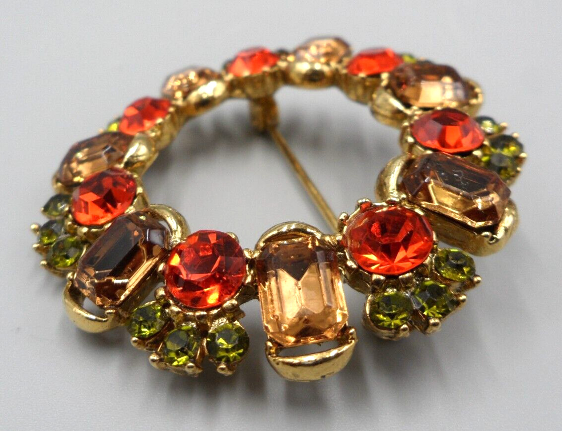 Vintage Rhinestone Brooch Circle Pin Wreath Mid Century Emerald Cut Stones 1.75″