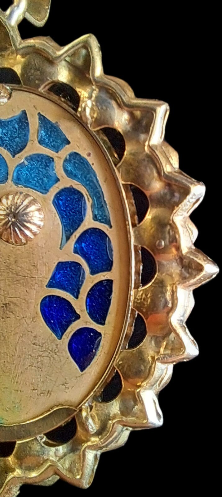 Fine Antique Art Nouveau 18K Gold Plique a Jour Virgin Mary Pendant Ca 1900