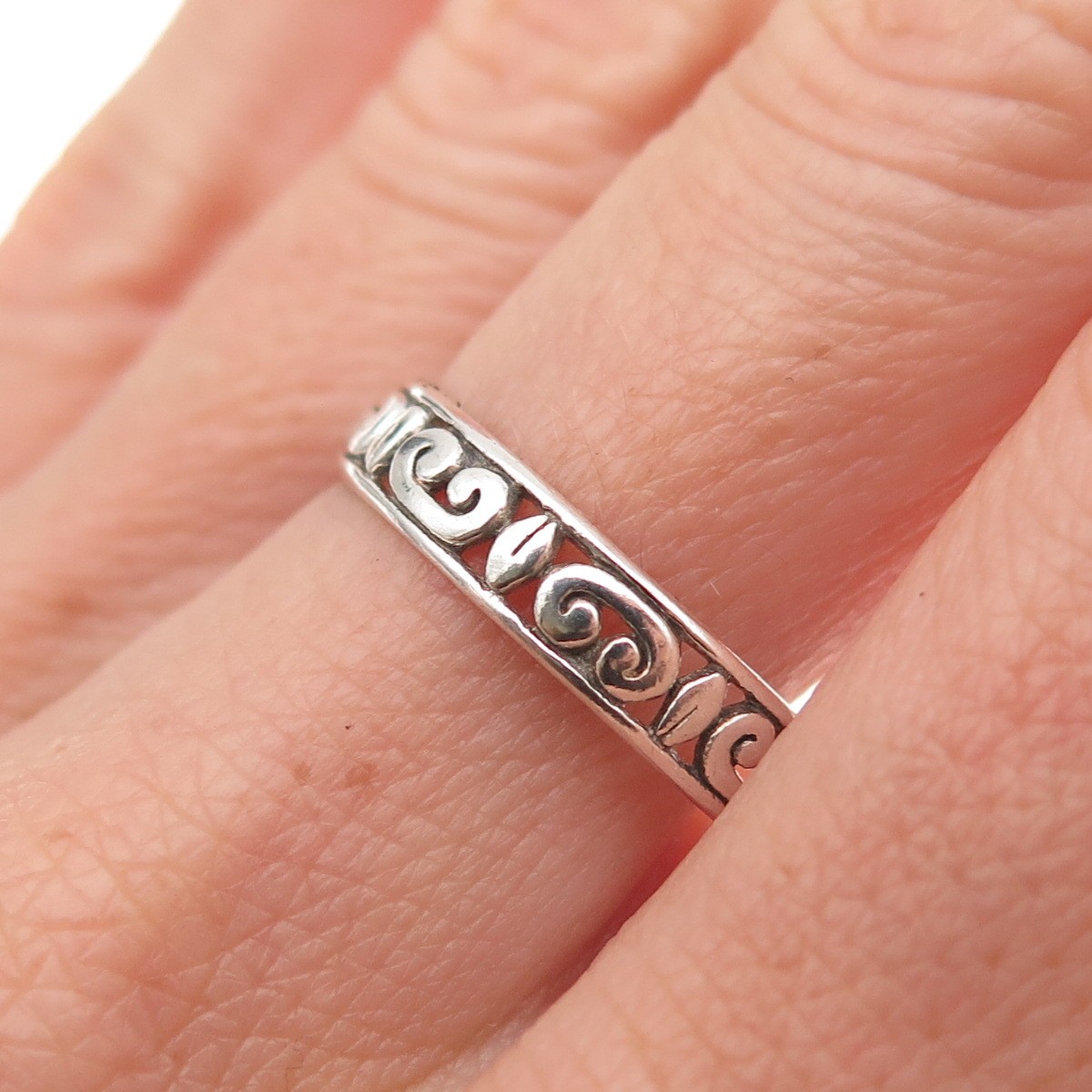 925 Sterling Silver Vintage Ornate Oxidized Band Ring Size 8.75