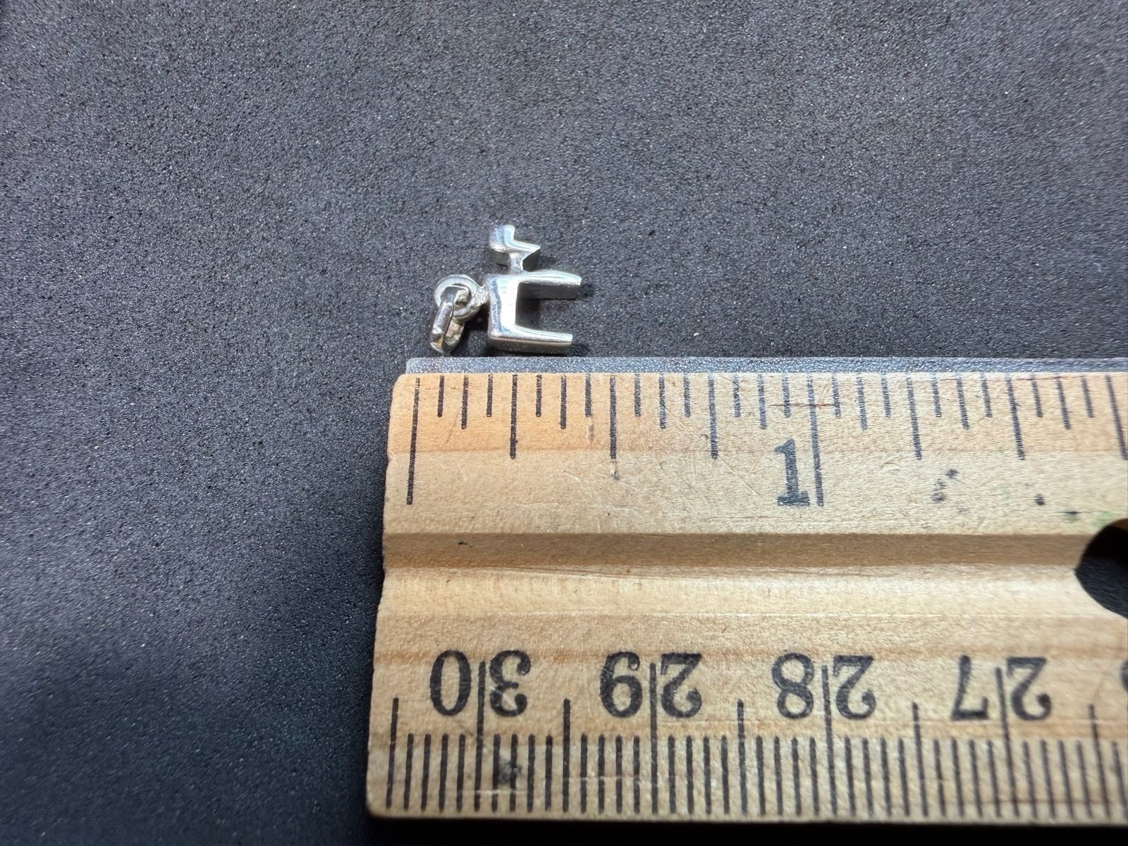 0.78g Vintage Sterling Silver 925 Hebrew Chai Symbol Pendant M