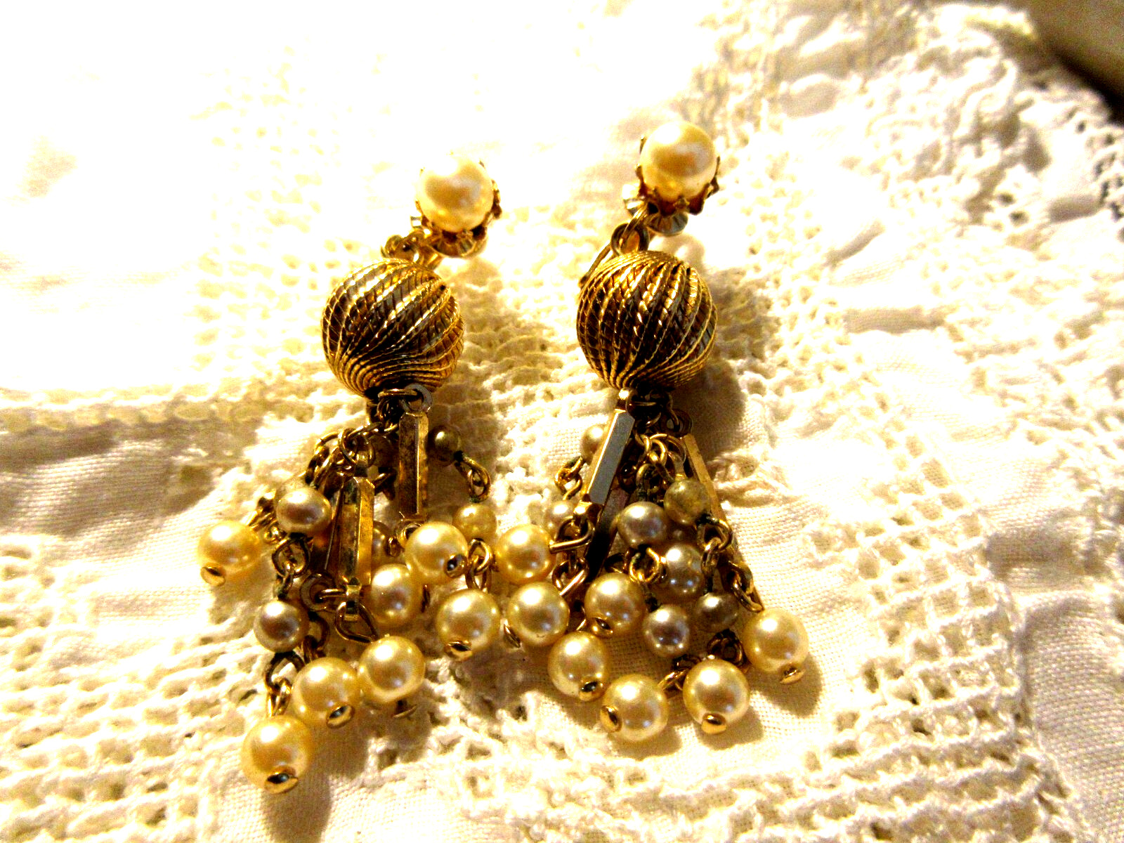 Vintage Vendome Beaded Cluster Dangle Clip On Earrings Gold Tone