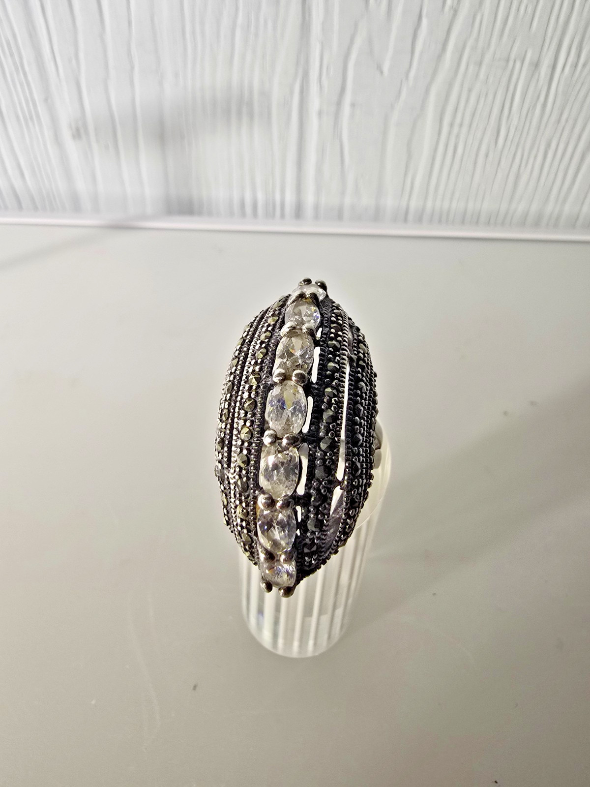 Vintage 925 Sterling Silver Marquesite Clear stone statement dome shiel ring TH