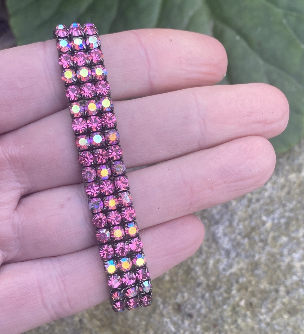 Vtg Pink Rhinestone Stretch Gunmetal Tone Bracelet Barbiecore Sparkle Dance Club