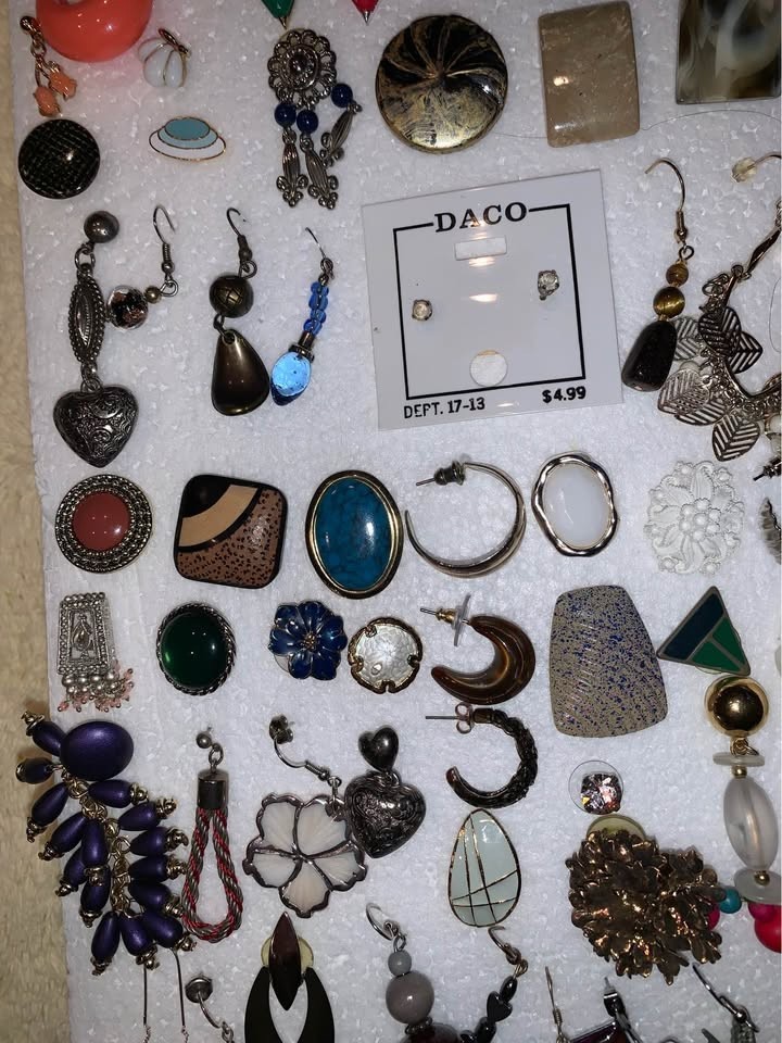 Vintage Lot of 100+ PAIRS OF Pierced EARRINGS 1970’s to 1990’s Dangle HOOP Stud