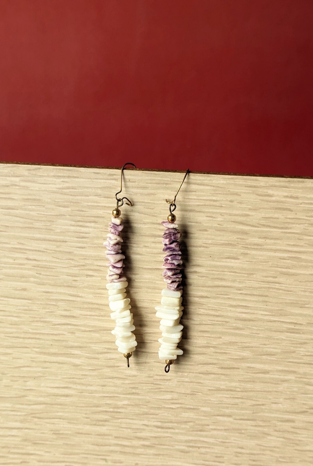Vintage Purple White SHELL CHIP 3″ Dangle BEACH Hook PIERCED Earrings