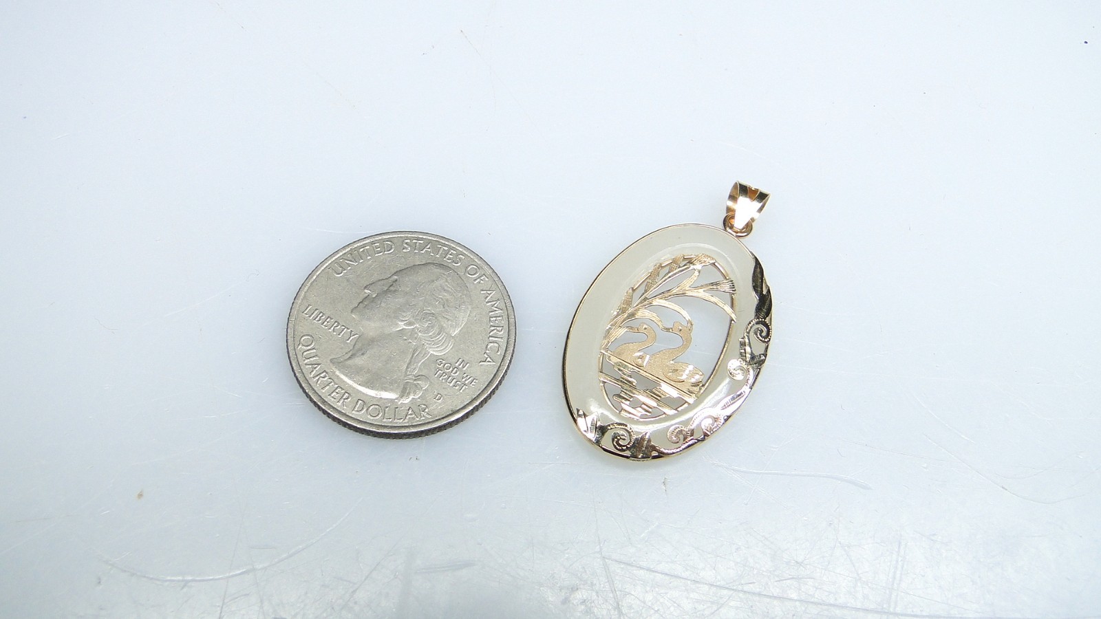 Ornate 14K Gold Swan Jade Pendant w Hallmarked Bale