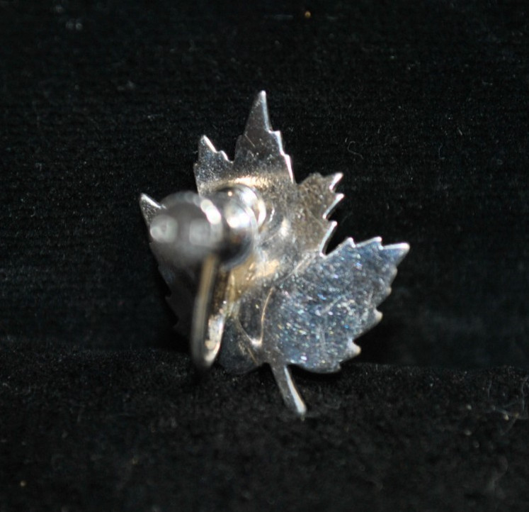 Single Vintage Mikimoto Sterling Silver Maple Leaf Pearl Screw-back Earring