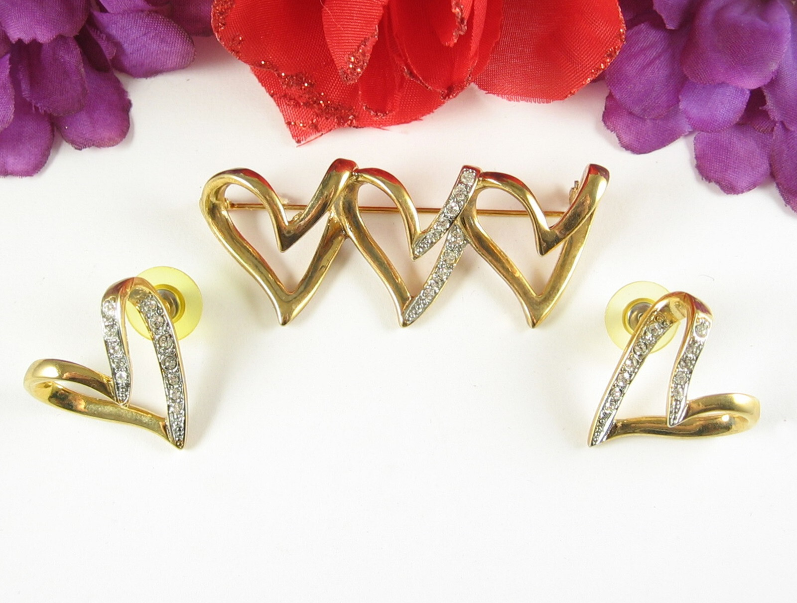3/2 Rhinestone HEARTS Vintage PIN & EARRINGS Brooch Pierced Goldtone Silvertone