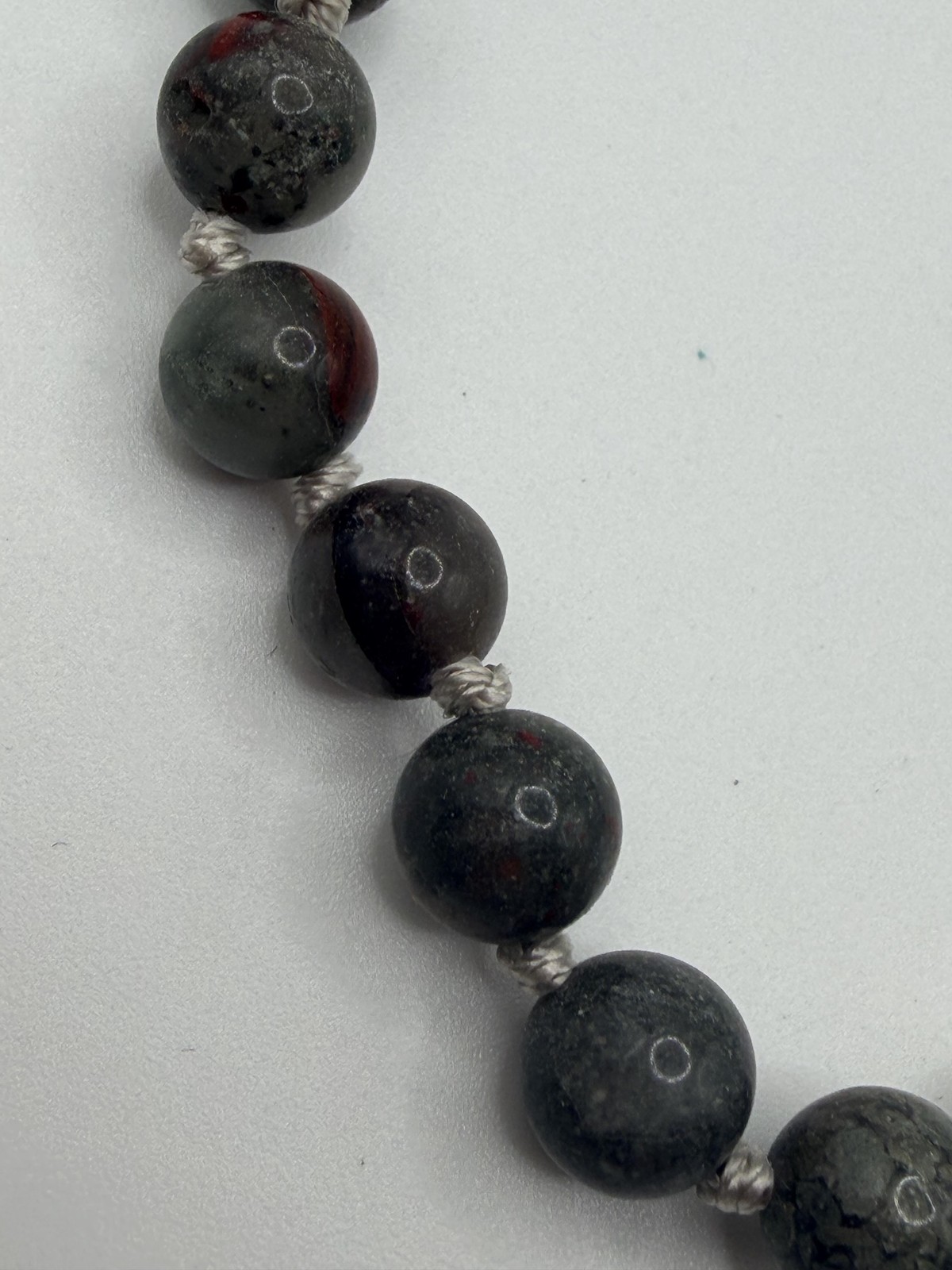 GRAY STONE BEADED NECKLACE 16IN ROUND BEADS HOOK CLASP WOMENS STATEMENT JEWELRY