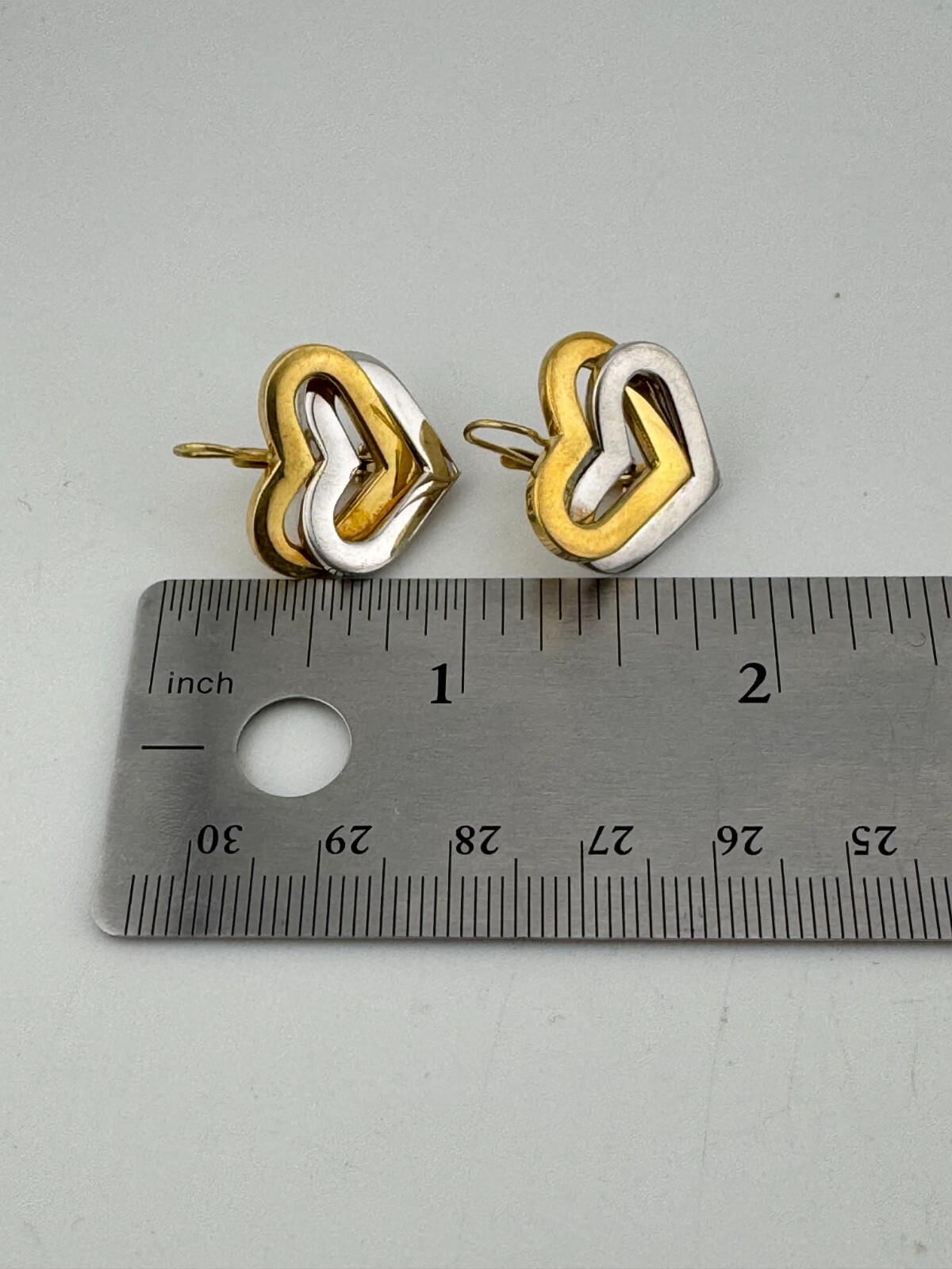 Vintage 18 Karat Two-Tone Overlapping Double Heart Leverback Earrings 1 inch