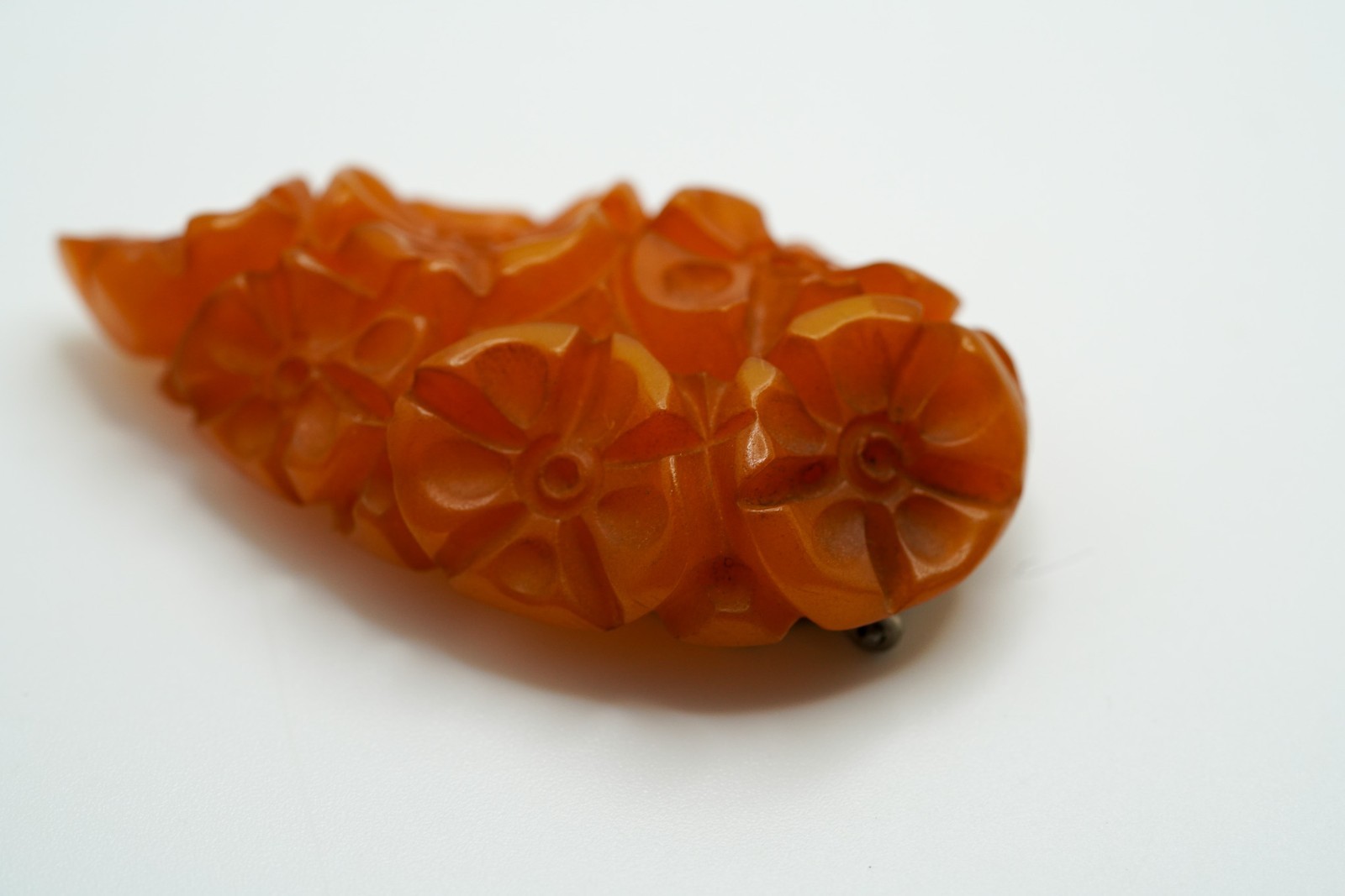 Vintage Carved Flower Bakelite Sweater / Dress Clip 5.3cm JB45