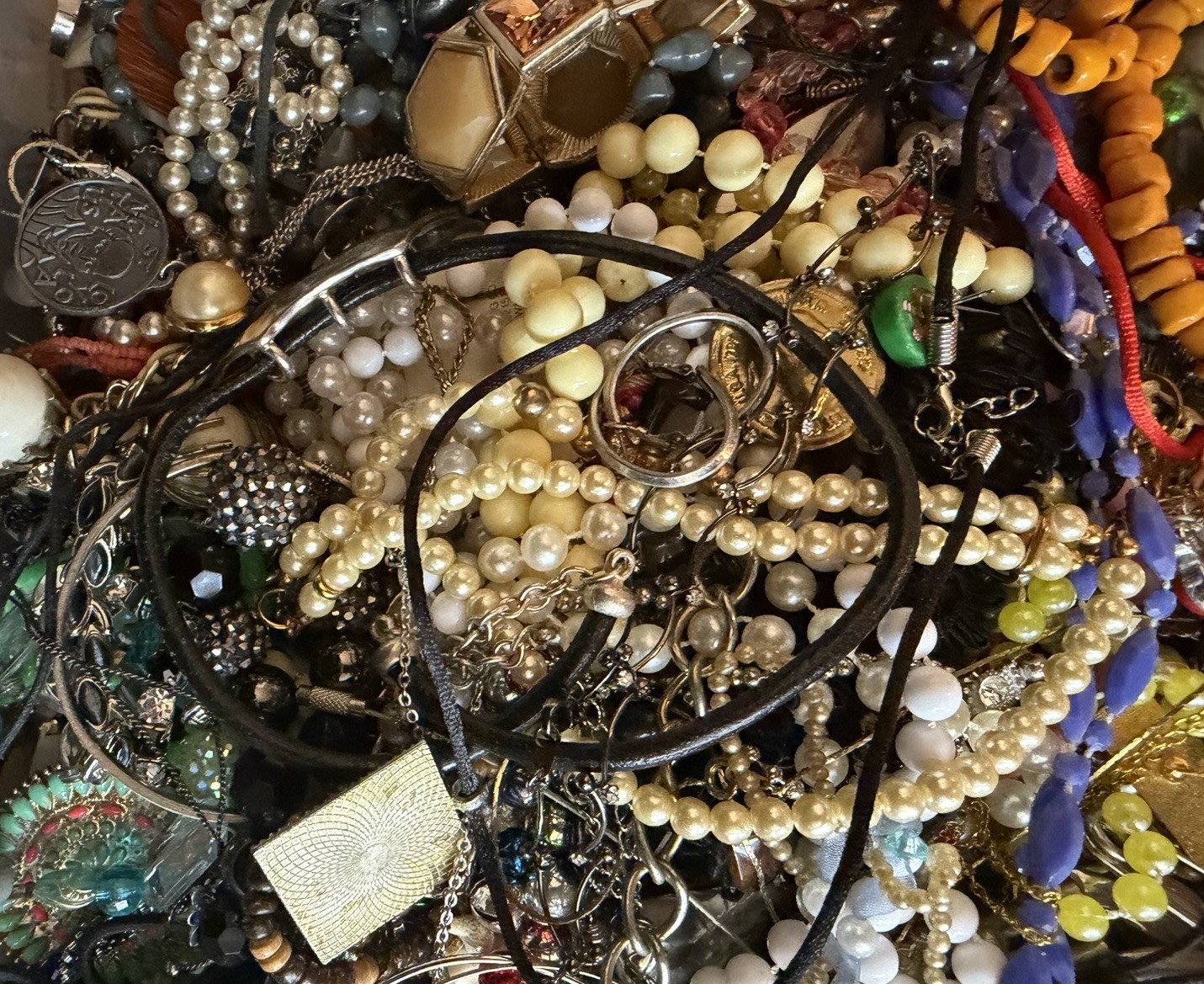 Estate Vintage to Mod Jewelry Lot 2 lb JUNK CRAFT WEAR REPAIR Untested Unsorted