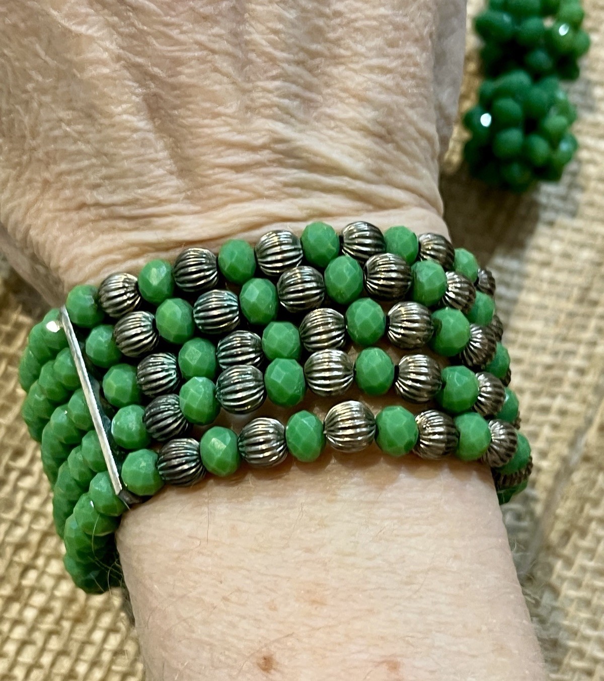 Vintage Beaded Necklace 16in Green Beads Clasp Closure Multi-Strand Set