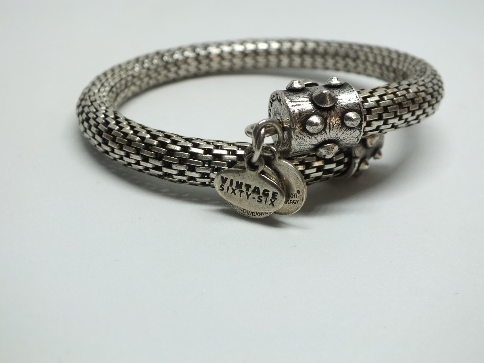 Beautiful Wrap Bracelet Silver Tone Signed Vintage 66 3/4″ W x 2 3/8″ Unflexed