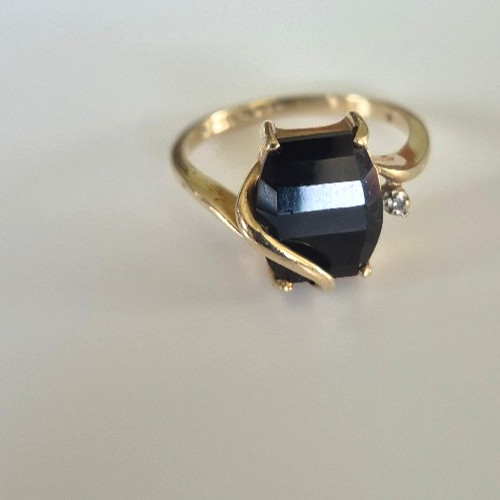 10K Yellow Gold Marked PSCO Onyx and Diamond Ring – Size 6.25, Weighs 2 Grams