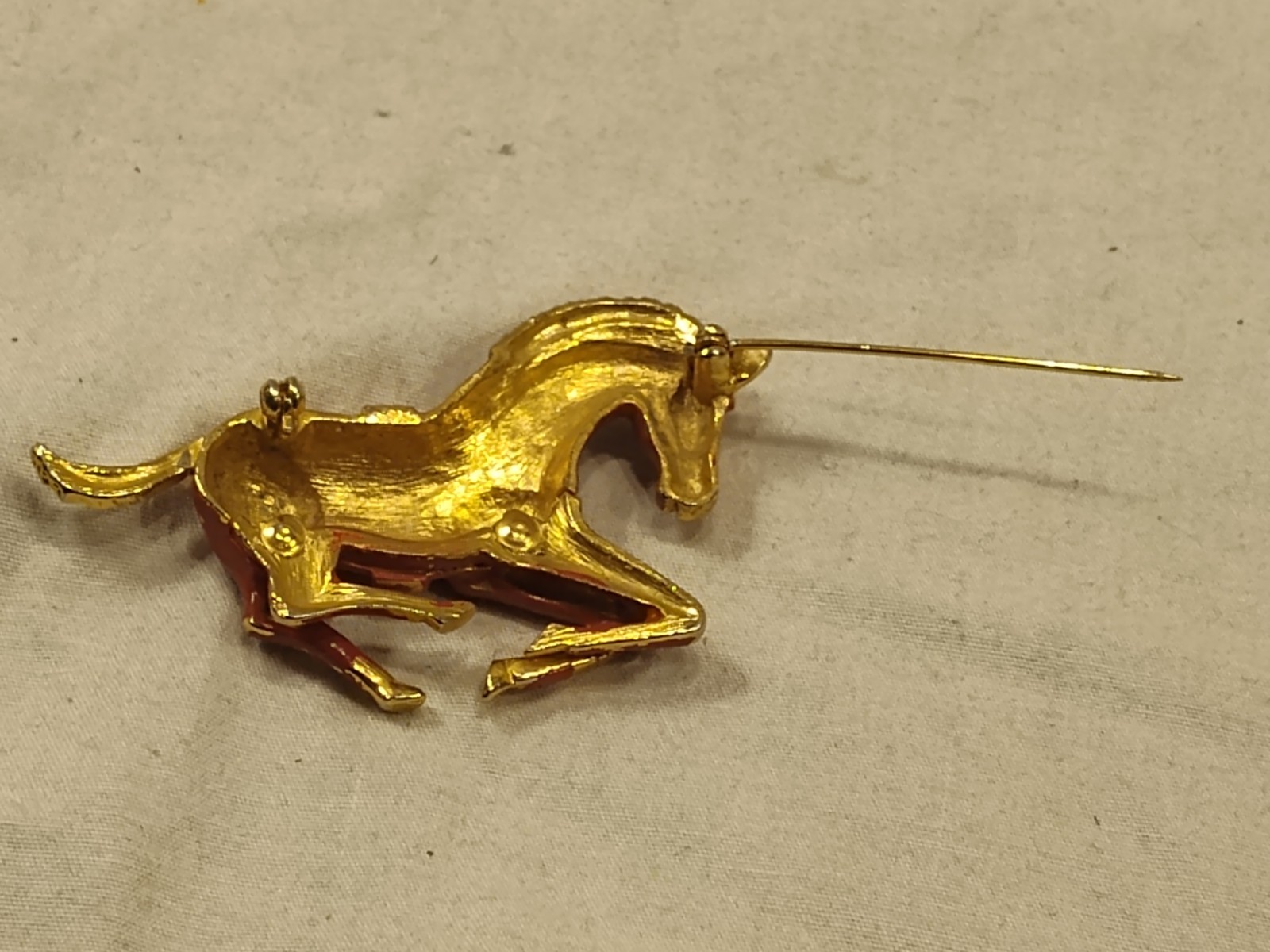 Vintage Red Horse Brooch Pin Equestrian