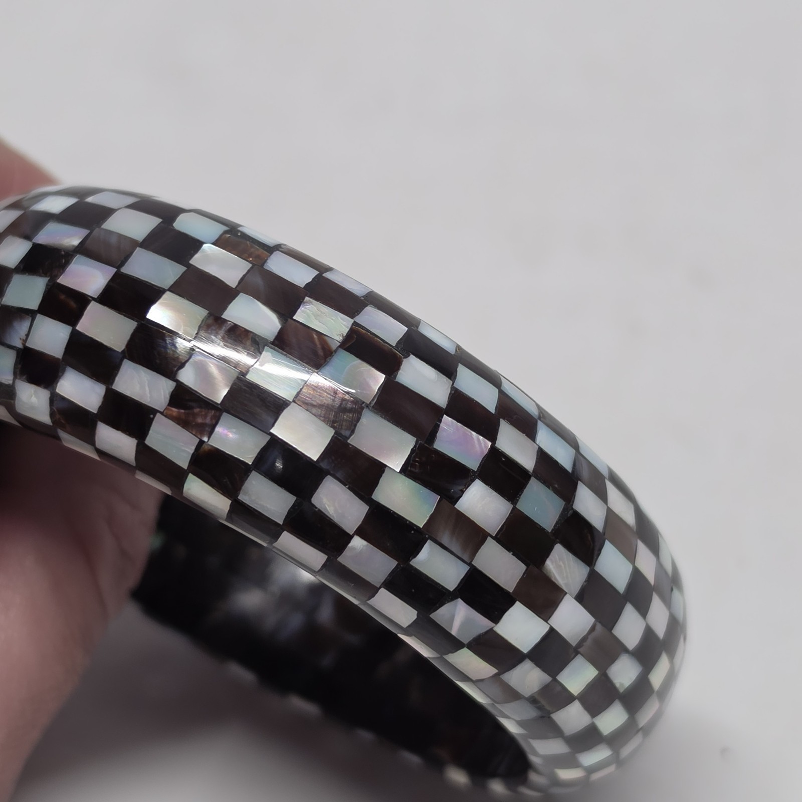 Vintage Mother of pearl Checkered Mosaic Marquetry Bangle Bracelet White & Brown
