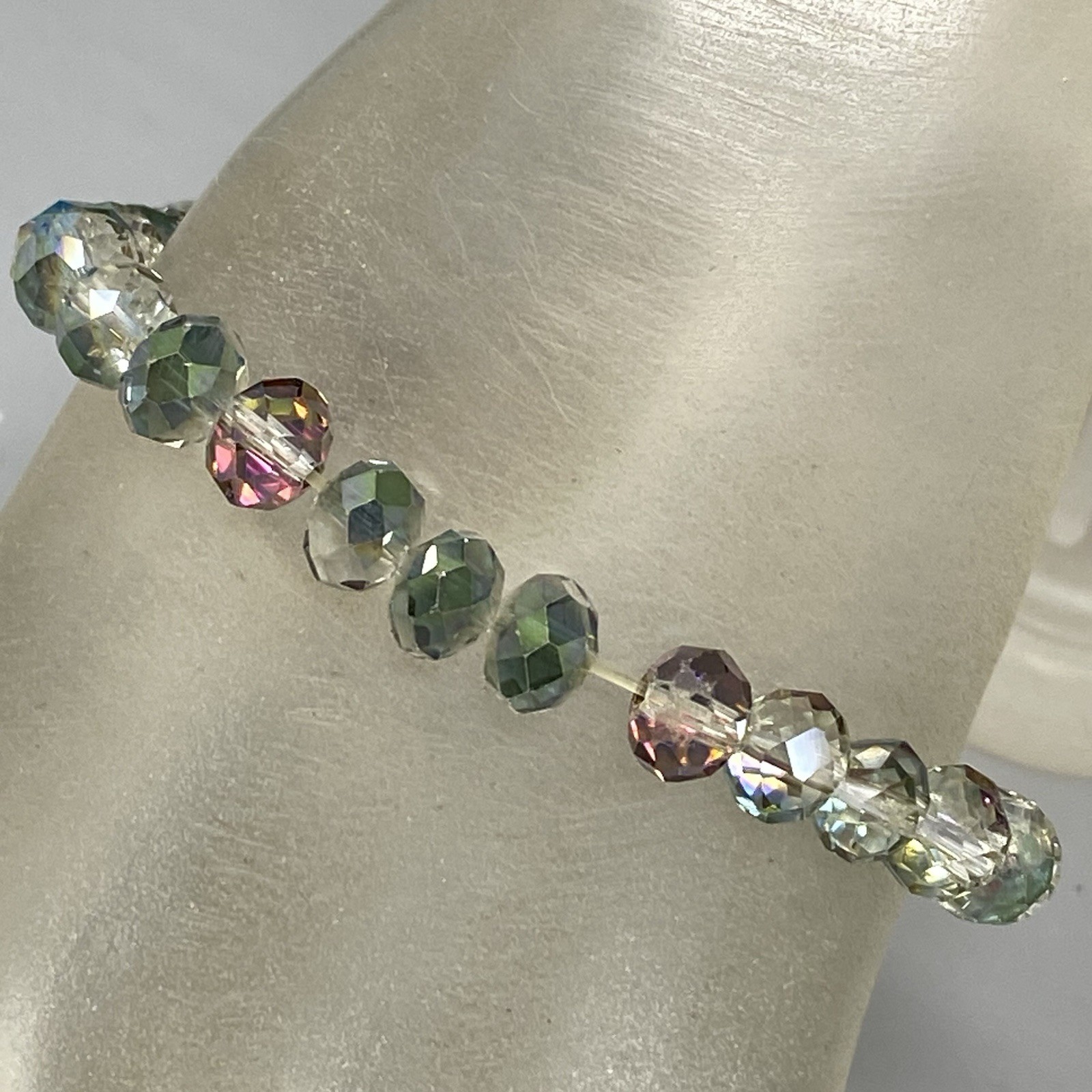 Iridescent Glass Bead Bracelet Surface Coated Aurora Borealis Stretch Faceted 7″